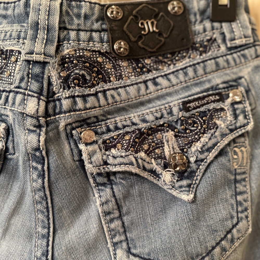 Miss Me Bootcut Cut Off Jean Shorts Women's 27 Blue Embellished Lace Rhinestone